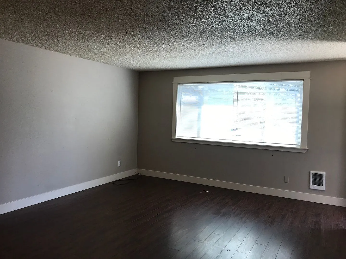 Portland Ave., 1010 NW - 01010-PORT-00 — Photo 4