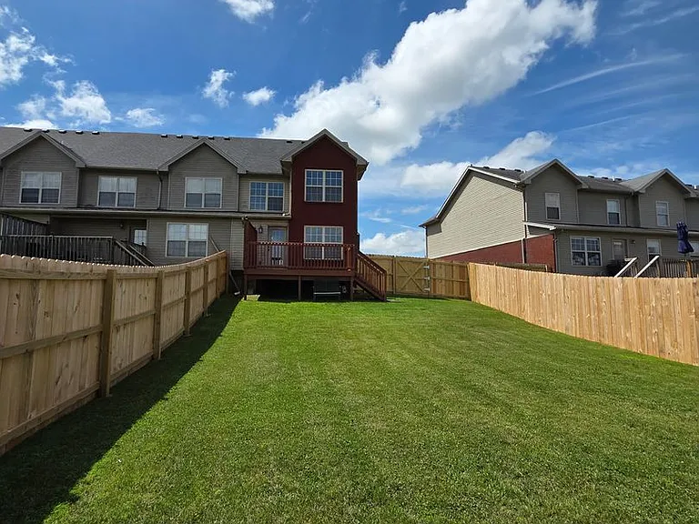 153 Twin Lakes Dr — Photo 33