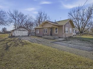 119 Enlow Ave, Blackwell, OK 74631
