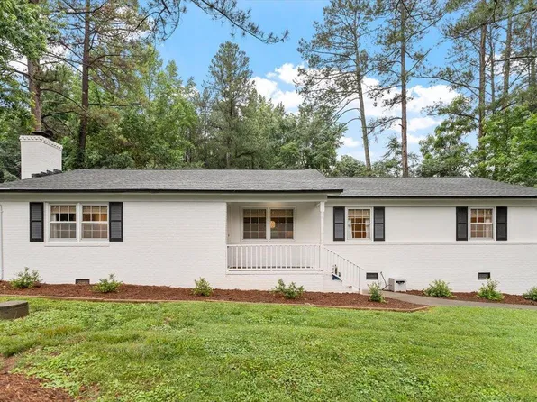 1523 Oak Forest Dr, Hillsborough, NC 27278