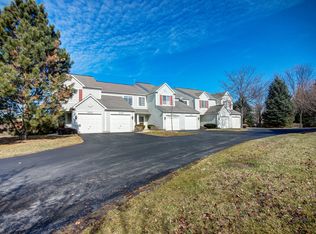 2539 Arcadia Cir, Naperville, IL 60540