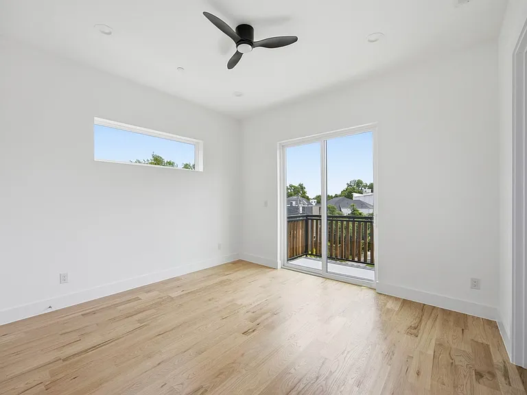 4605 Belmont Ave #202 — Photo 20