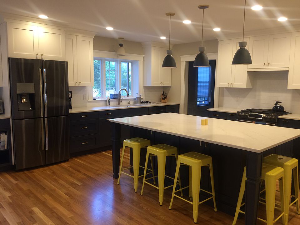 2nd image of 20 Mason St