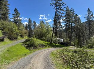 85 Orchard Dr, Lenore, ID 83541