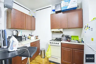 Rented by Bond New York