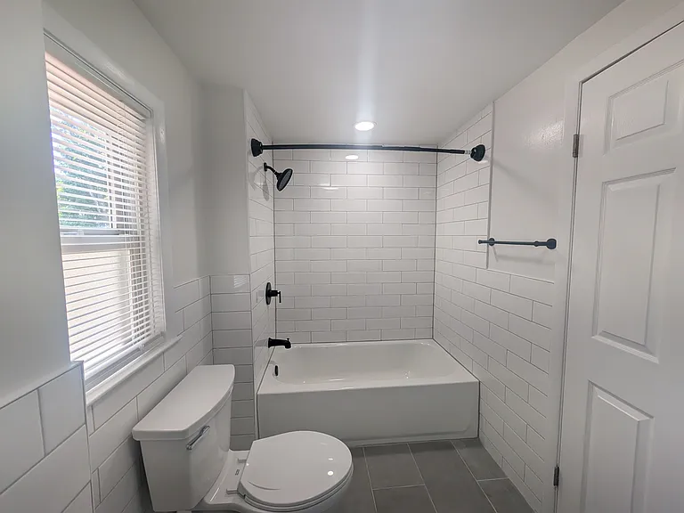 25 S Main St #2 — Photo 9