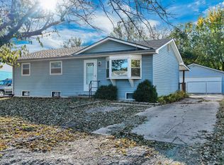 449 N 10th St, Towanda, KS 67144