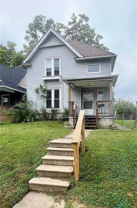 2nd image of 528 Walden Ave