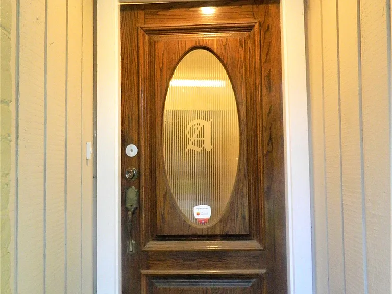 8527 Riptide Dr — Photo 2