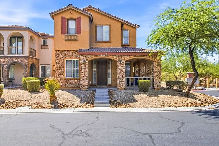 10051 Candy Bouquet St