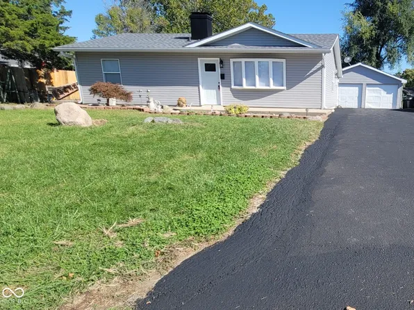 539 Delbrook Dr, New Whiteland, IN 46184