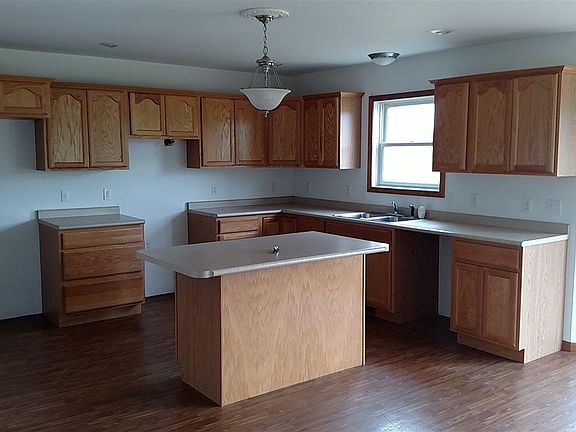 2nd image of 7265 Deweigan Ln