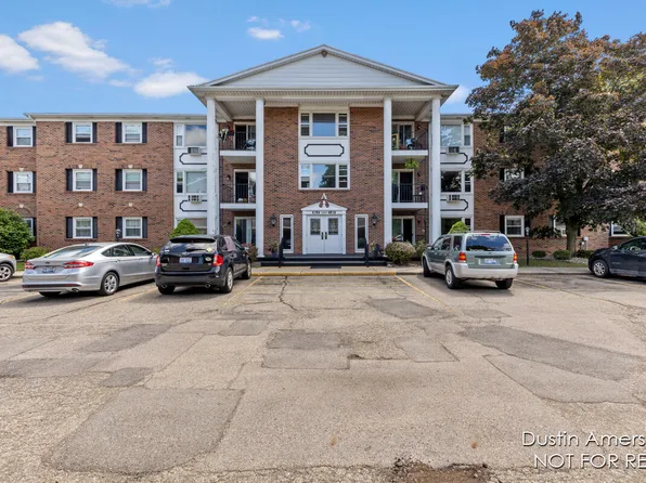 7500 Boulder Bluff Dr APT 3, Jenison, MI 49428