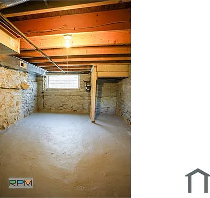 1914 W Fairmount Ave — Photo 20