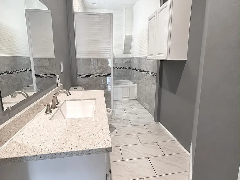 2623 Avenue Q — Photo 4