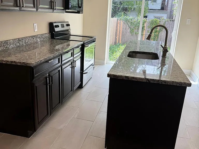 2242 N Carlisle St — Photo 6