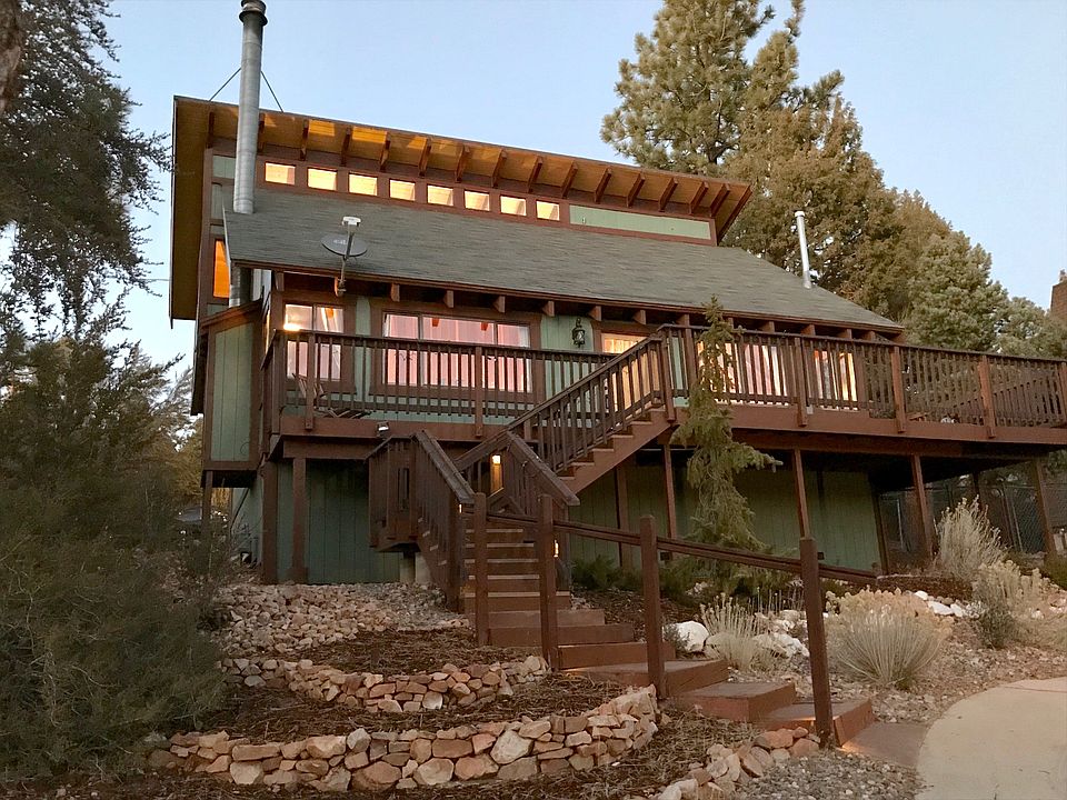 1st image of 777 Panamint Mountain Dr