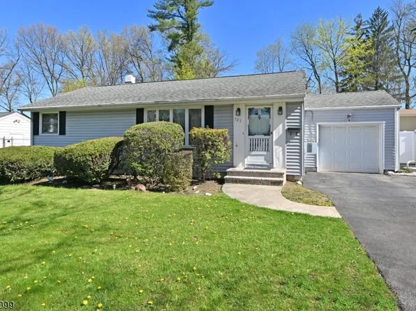 325 Oradell Ave, Paramus Boro, NJ 07652