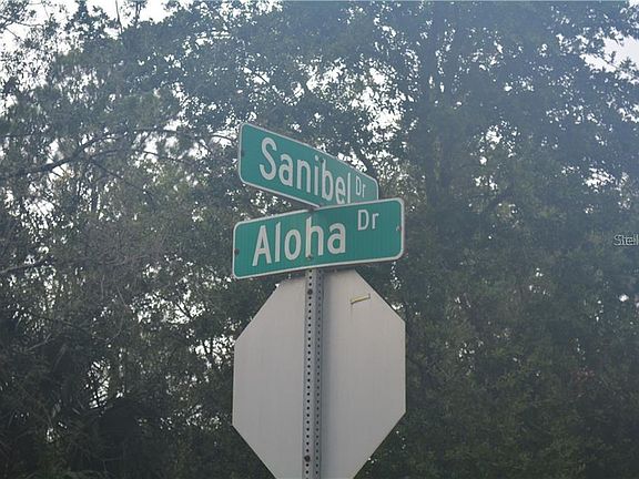 4th image of 13067 Sanibel Dr