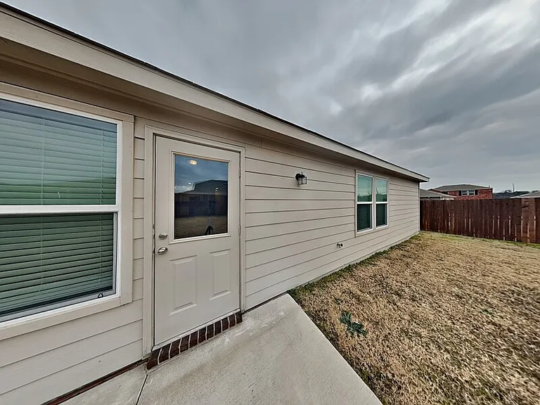 16009 Rein Ave — Photo 16