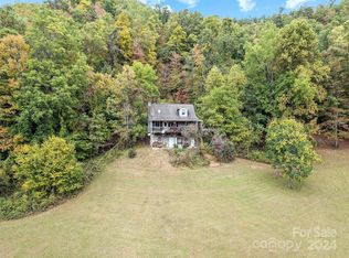 134 Nix Creek Rd, Canton, NC 28716