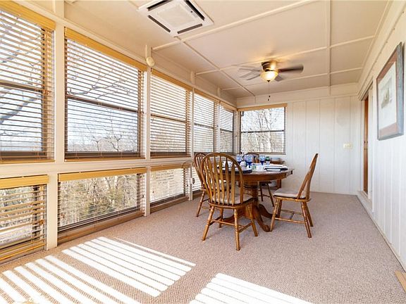 5th image of 9 Desford Ln