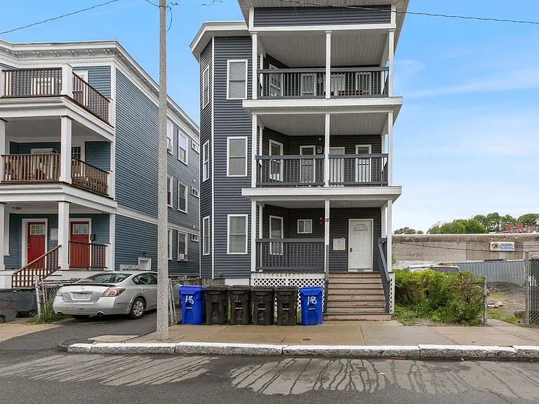 18 Baird St #2 — Photo 20