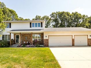 1868 36th Ave SE, Rochester, MN 55904