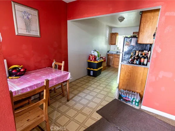 233 W 42nd St #1, Los Angeles, CA 90037