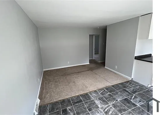 232 Miles St — Photo 3