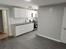 982 Pembroke St, Bridgeport, CT
