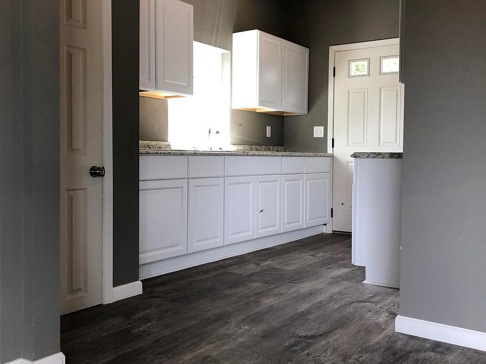 1st image of 514 N 24th Ave
