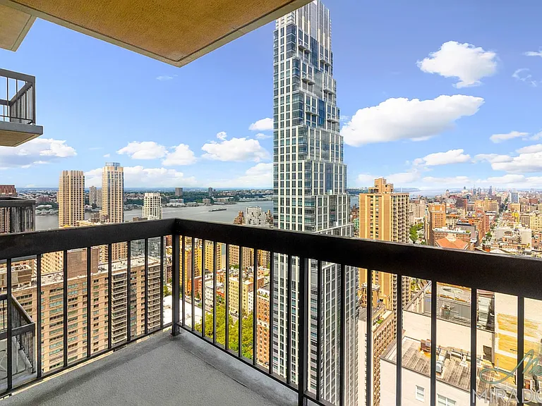145 W 67th St #38D — Photo 4
