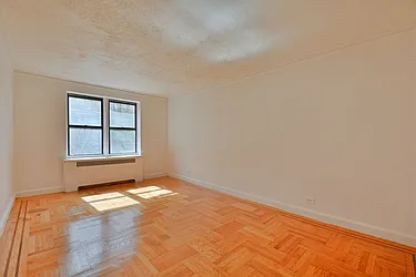 3245 Perry Avenue #2B image 1 of 6