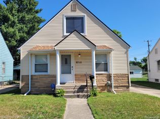 8710 Albany St, Oak Park, MI