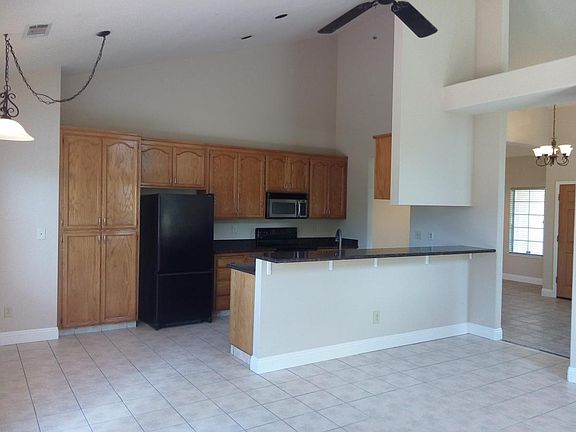 2nd image of 656 Burwood Way