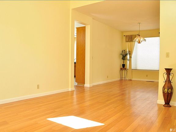 4th image of 362 Cerro Ct