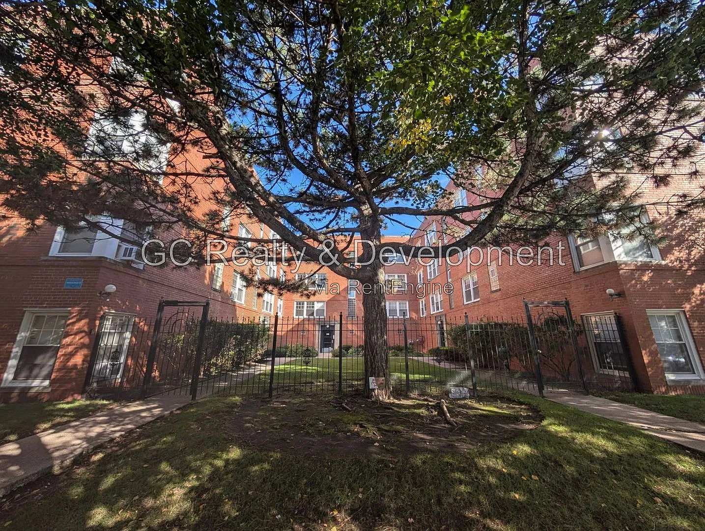 2 bed, 1.0 bath, 1000 sqft, $1,850 — Photo 1