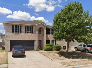 8724 Hunters Trl, Fort Worth, TX 76123