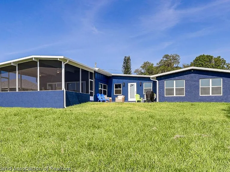 1216 Lake Clay Dr — Photo 25