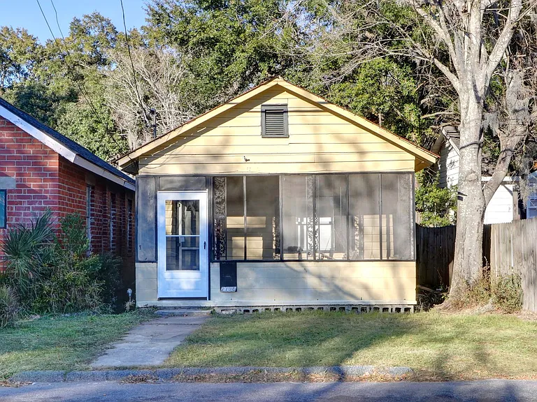 2130 E Gwinnett St — Photo 14