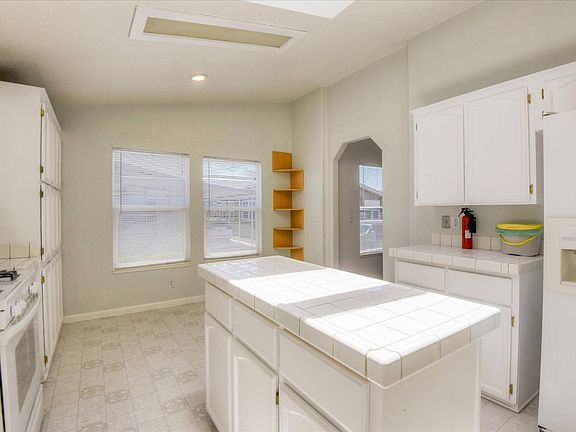 4th image of 1225 Vienna Dr Space 218
