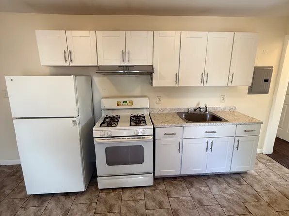 745 E 22nd St APT 3, Paterson, NJ 07504