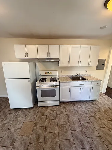 745 E 22nd St #3 Photo 1