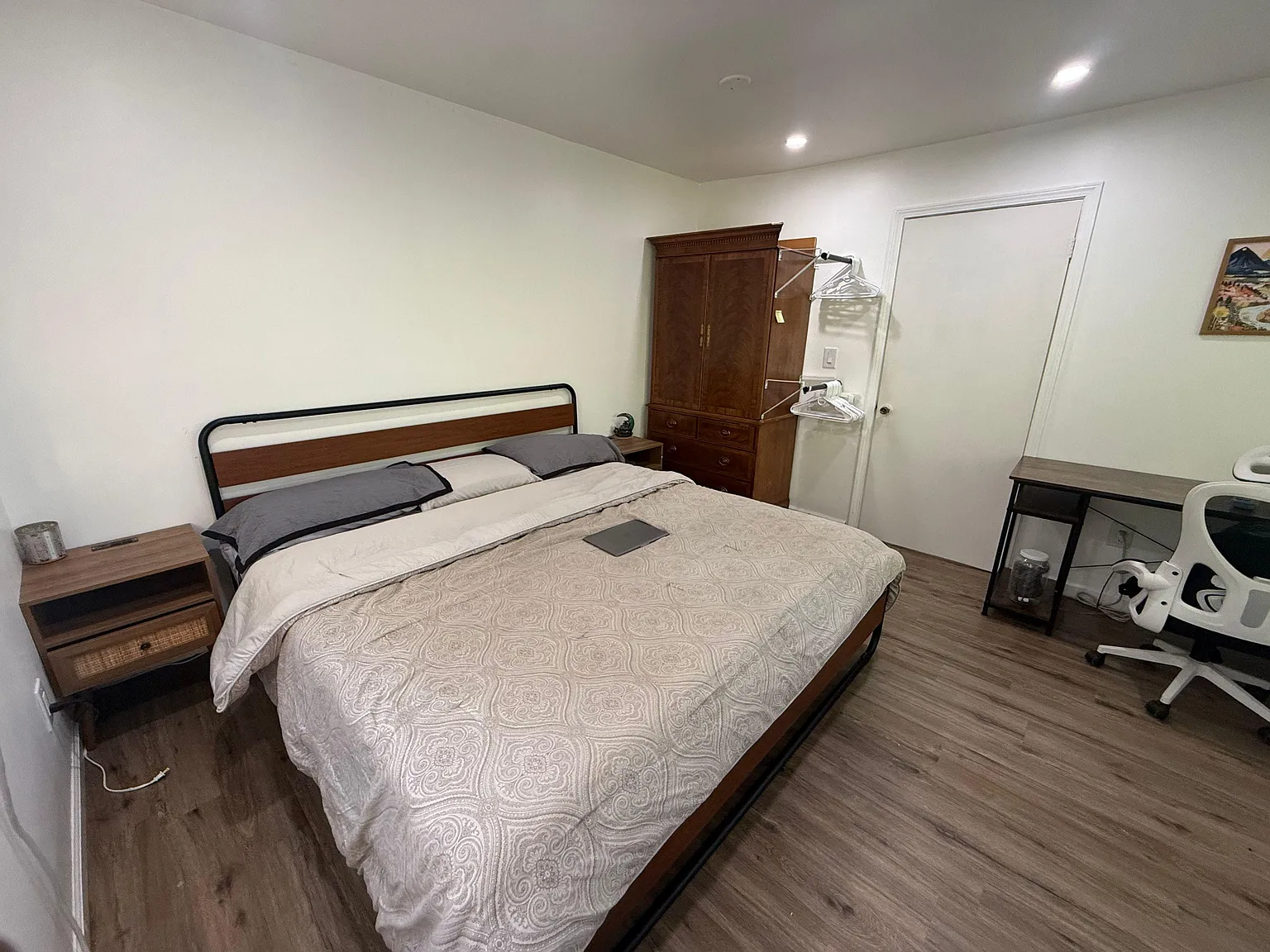 1 bed, 1.0 bath, 625 sqft, $1,183 — Photo 2