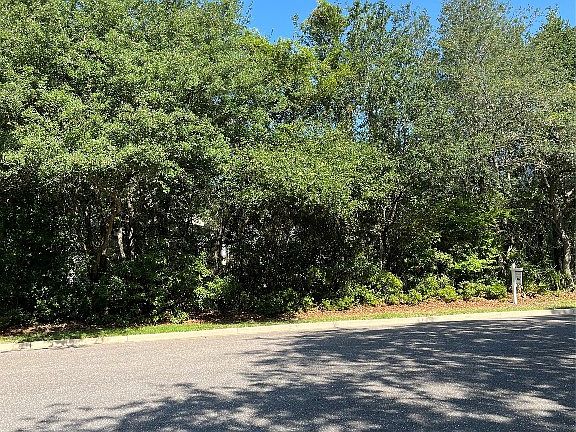 2nd image of 1652 Nolen Ln