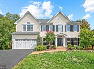 20626 Hiddengrove Ct, Ashburn, VA 20147