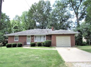 3515 Hoover Ct, Alton, IL 62002