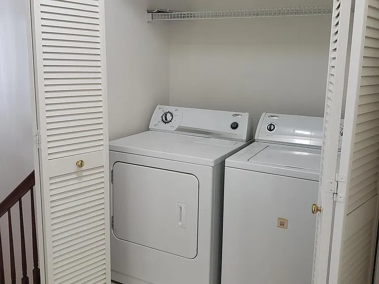 1928 Crescent Park Dr #29B — Photo 36