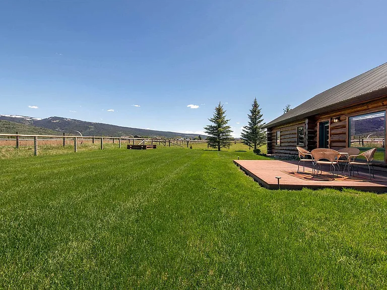 1330 Larsen Ln #ID1466388P — Photo 104